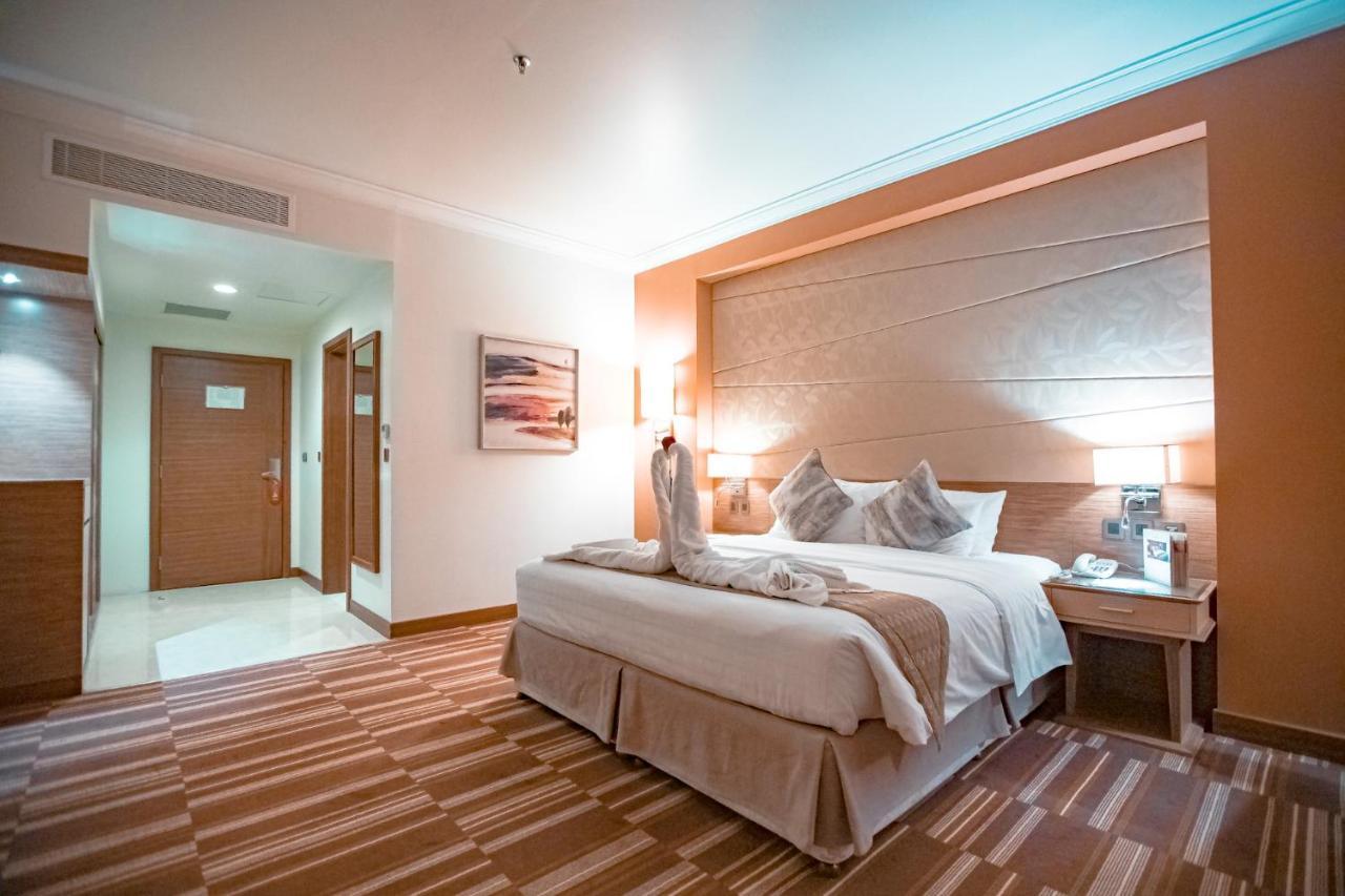 Golden Tulip Buraidah Al Qassim Hotel Bagian luar foto