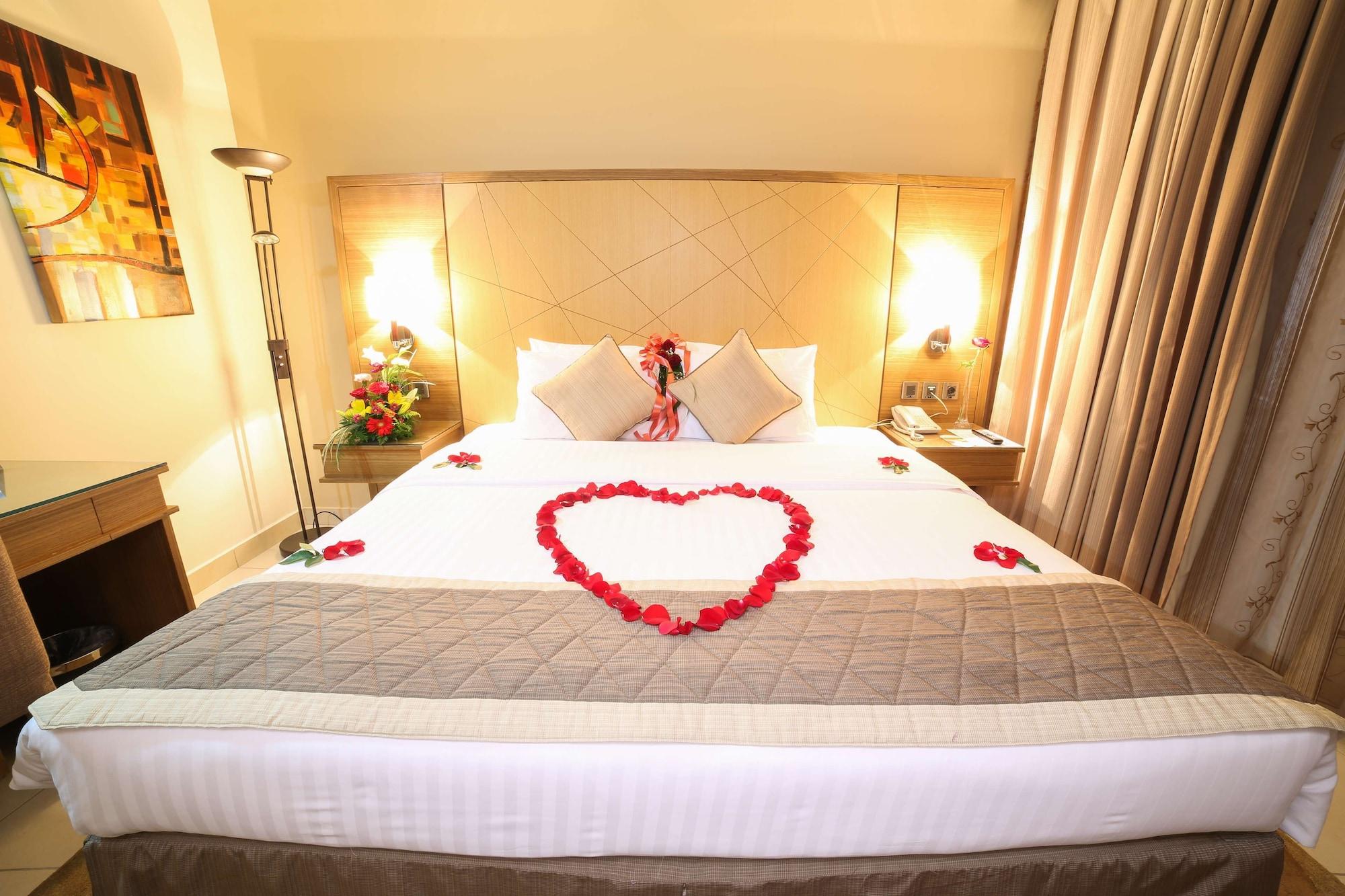 Golden Tulip Buraidah Al Qassim Hotel Bagian luar foto