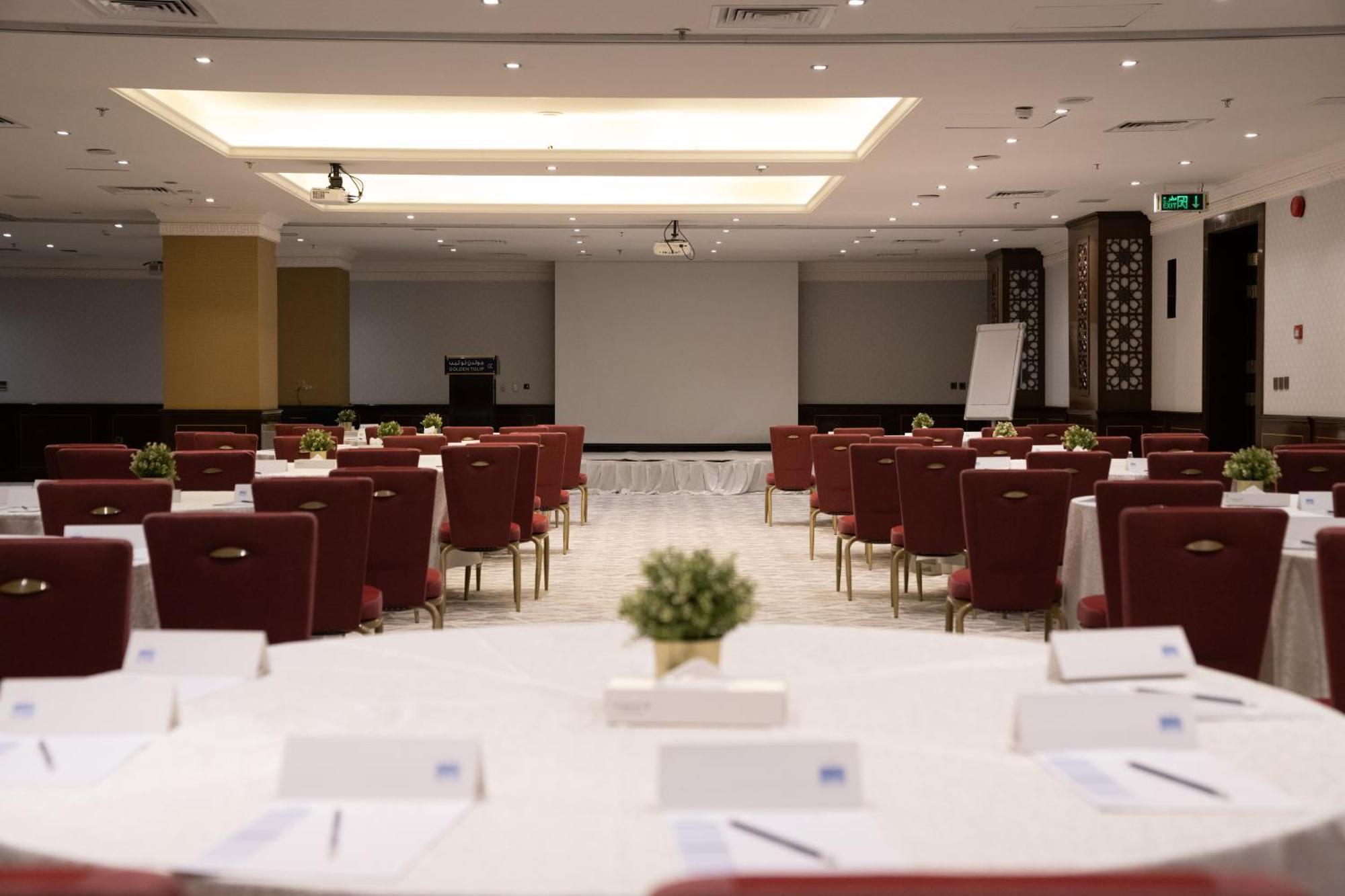 Golden Tulip Buraidah Al Qassim Hotel Bagian luar foto