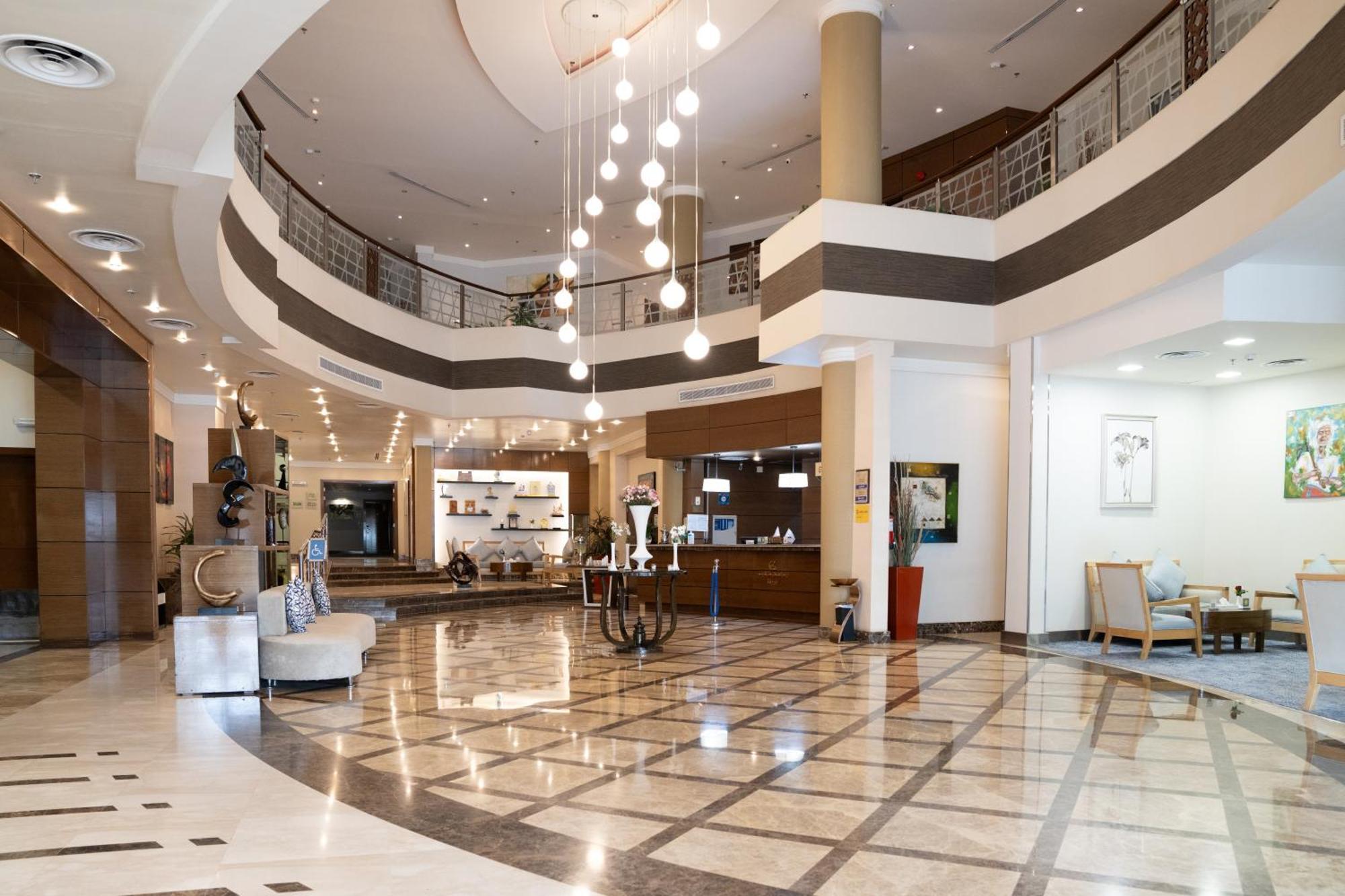 Golden Tulip Buraidah Al Qassim Hotel Bagian luar foto