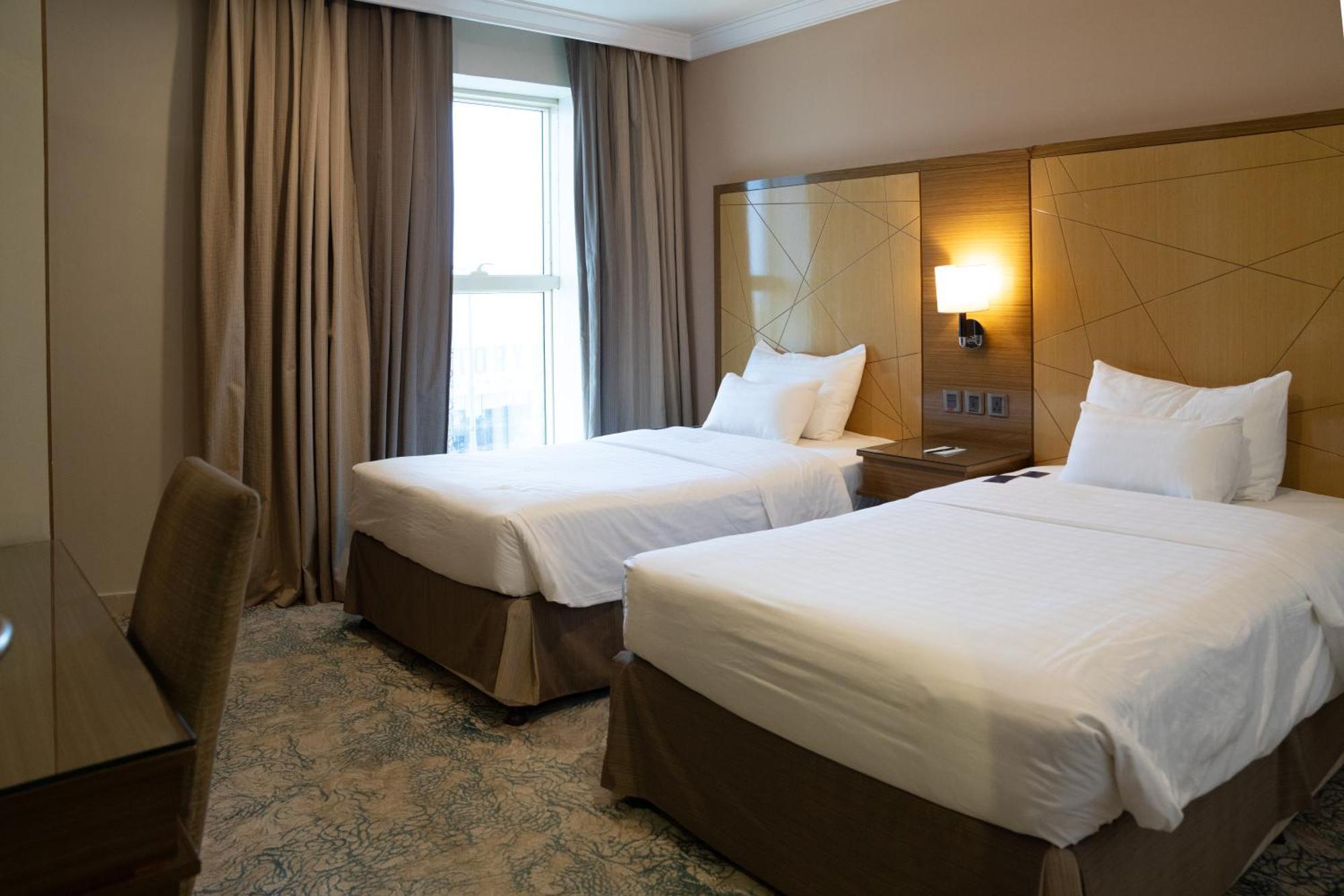Golden Tulip Buraidah Al Qassim Hotel Bagian luar foto